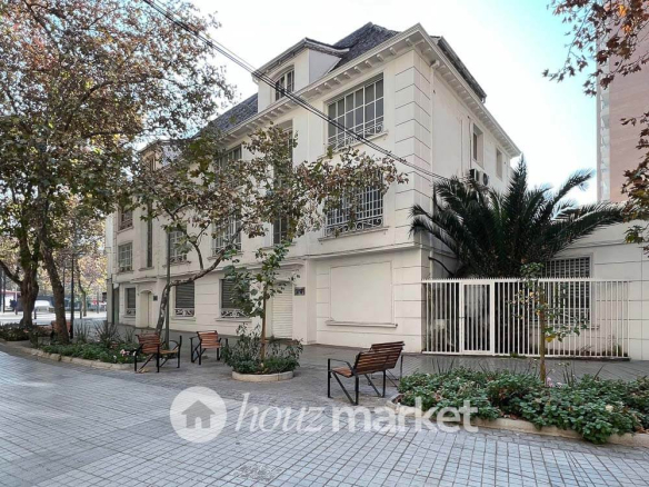 Local comercial en arriendo en Providencia | 1.788 m²